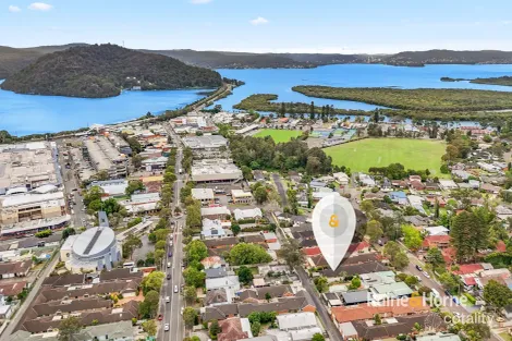 2/28 Victoria Rd, Woy Woy, NSW 2256
