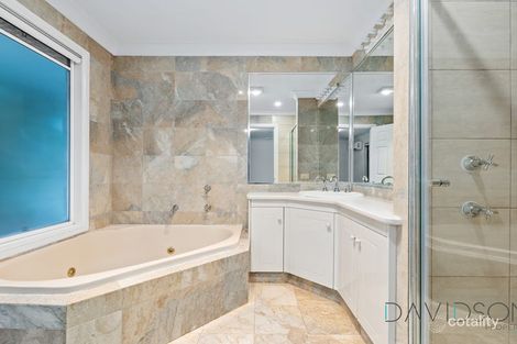 Property photo of 1/143 Cotlew Street Ashmore QLD 4214