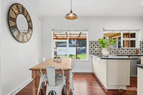 Property photo of 33 Walsh Avenue St Marys SA 5042