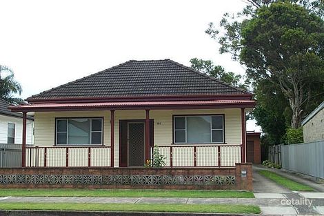 182 Kemp St, Hamilton South, NSW 2303