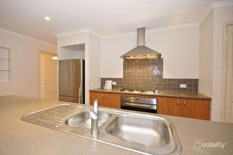 Property photo of 14 Nickson Close Bayswater North VIC 3153