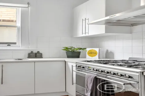 Property photo of 30 Bowen Street Moonee Ponds VIC 3039