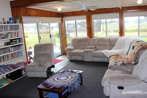 Property photo of 136 Bayview Avenue Tenby Point VIC 3984