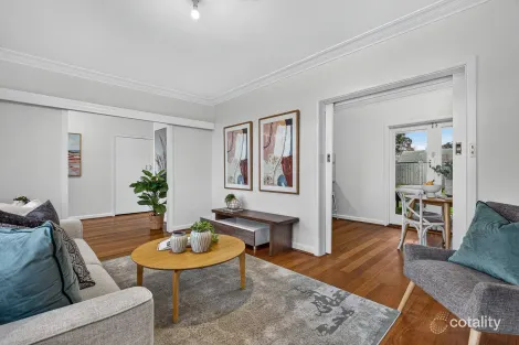 Property photo of 3 Carlyon Court Springvale VIC 3171