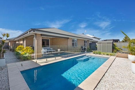 3 Jasper Ave, Hamlyn Terrace, NSW 2259