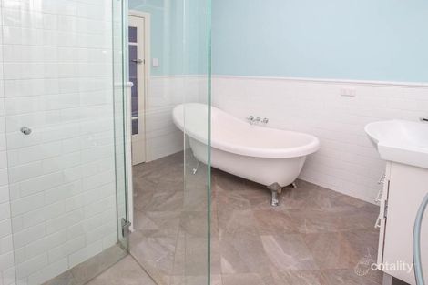 Property photo of 9 Diamond Close Stratford QLD 4870