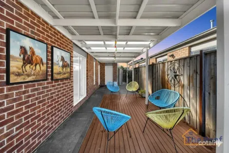 Property photo of 5 Nightingale Street Fraser Rise VIC 3336