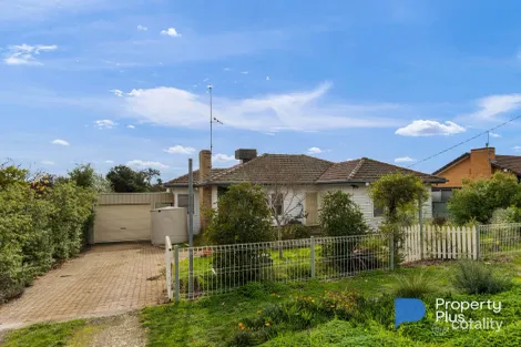 6 Weatherall St, California Gully, VIC 3556