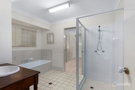 Property photo of 164 College Road Karana Downs QLD 4306