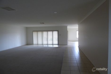 Property photo of 8B Hayden Place Young NSW 2594