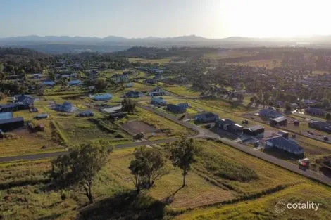 Property photo of 3 Dianella Close Moore Creek NSW 2340