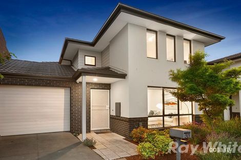 Property photo of 33 Waverley Park Drive Mulgrave VIC 3170