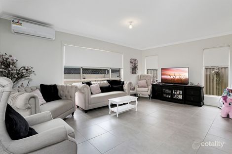 Property photo of 24 Waterglass Street Spring Farm NSW 2570