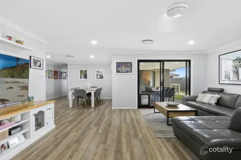 Property photo of 10 Hepburn Close Rutherford NSW 2320