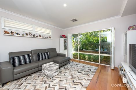 Property photo of 11 Eyrean Way Gwelup WA 6018
