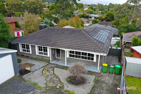 Property photo of 24 Bristol Court Kilsyth VIC 3137