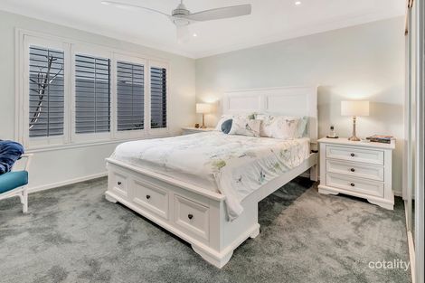 30/1 Halcyon Way, Hope Island, QLD 4212