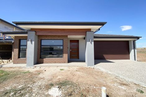 Property photo of 5 Saran Crescent Deanside VIC 3336