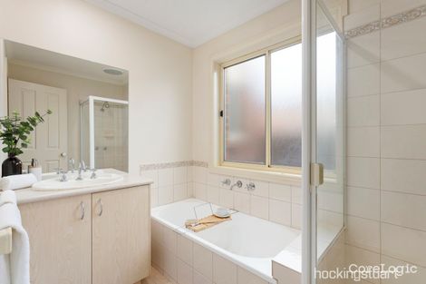 Property photo of 19 Rutman Close Werribee VIC 3030