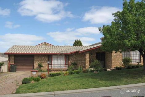 8 Pecos Ct, Wynn Vale, SA 5127