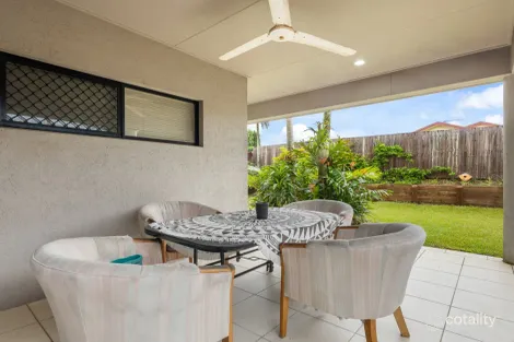 Property photo of 11 Venice Close Kewarra Beach QLD 4879