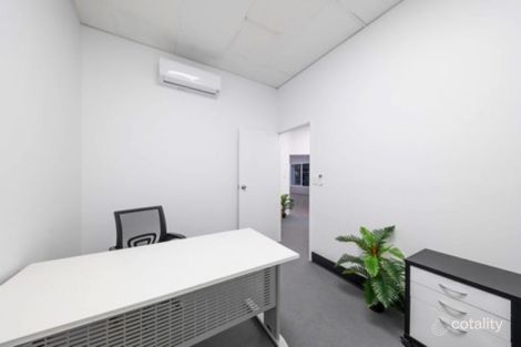 2/373 Chatswood Rd, Shailer Park, QLD 4128