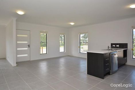 Property photo of 36 Triton Boulevard North Rothbury NSW 2335