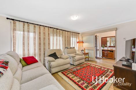 Property photo of 6 Dorothy Court Hampton Park VIC 3976