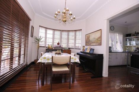 12 Sterculia Ave, Holland Park West, QLD 4121