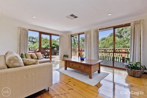 Property photo of 10 Charles Wilson Close Eltham North VIC 3095