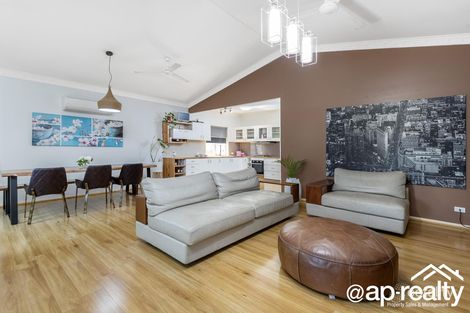 Property photo of 16 Balmoral Place Forest Lake QLD 4078