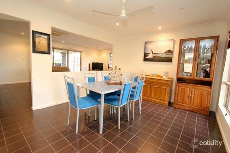 Property photo of 2 Shamic Court Eimeo QLD 4740