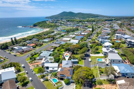 Property photo of 4 Palm Road Forster NSW 2428