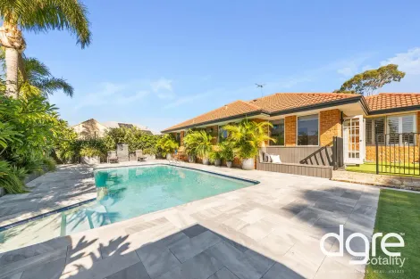 8a Yeovil Cres, Bicton, WA 6157