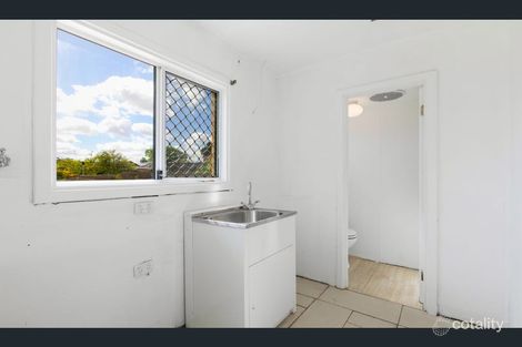Property photo of 21 Westbrook Way Girrawheen WA 6064