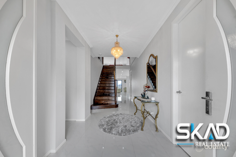 Property photo of 15 Atley Street Craigieburn VIC 3064