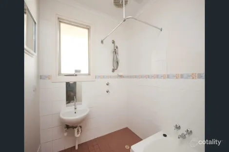 Property photo of 16 Gail Crescent Murray Bridge SA 5253