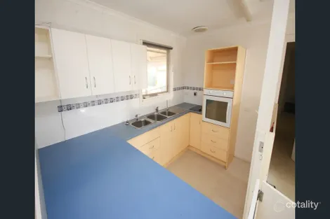 Property photo of 16 Gail Crescent Murray Bridge SA 5253