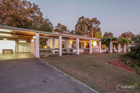 Property photo of 16 Shasta Road Lesmurdie WA 6076