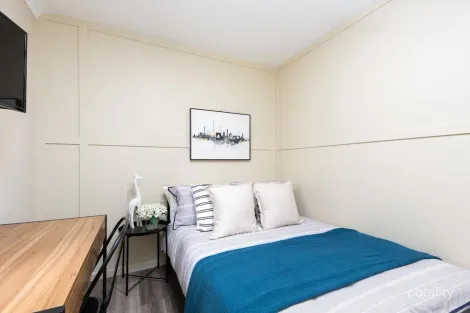 Property photo of 34 Huon Place Forest Lake QLD 4078