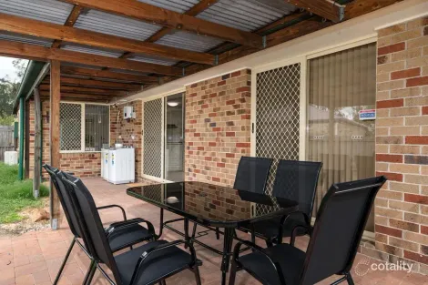 Property photo of 34 Huon Place Forest Lake QLD 4078