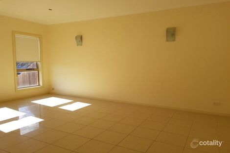 Property photo of 2/43 Jade Way Hillside VIC 3037