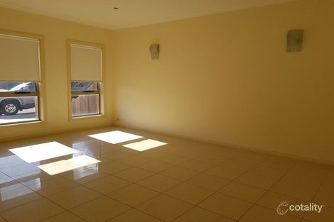 Property photo of 2/43 Jade Way Hillside VIC 3037