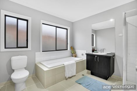 Property photo of 99 Waterways Boulevard Williams Landing VIC 3027
