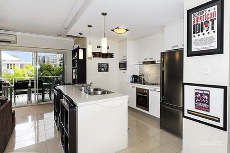 Property photo of 2/1-3 Sydney Street Redcliffe QLD 4020
