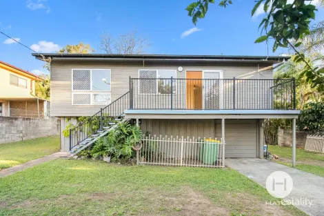 9 Mawarra St, Kingston, QLD 4114