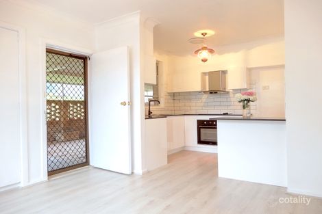 Property photo of 27 Pasadena Crescent Macquarie Hills NSW 2285