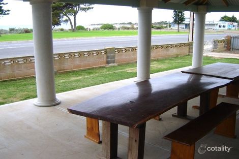 33 Tumby Tce, Tumby Bay, SA 5605