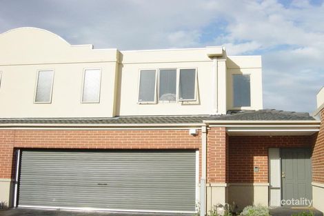 Property photo of 11/6 Willgilson Court Oakleigh VIC 3166