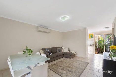 Property photo of 3/24 Robinson Street Coorparoo QLD 4151